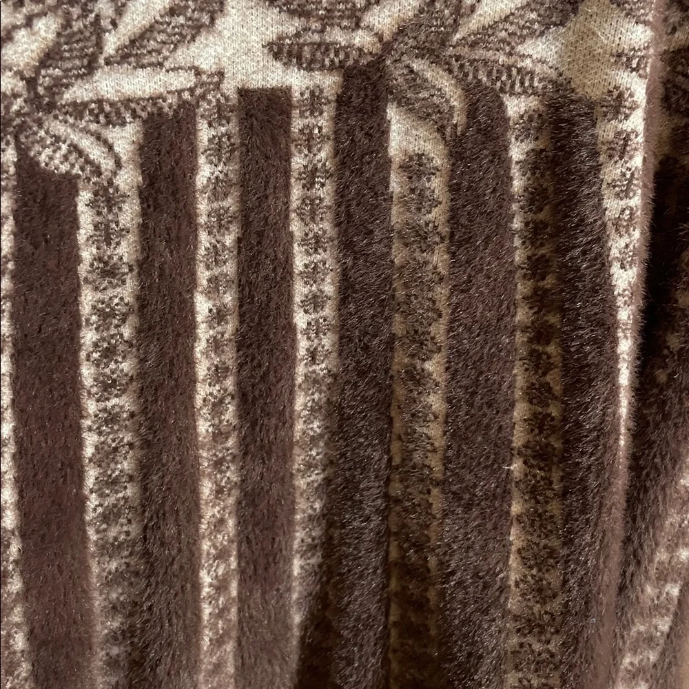 Oxford Cream and Brown Patterned Women's Cardigan - Picture 7 of 7